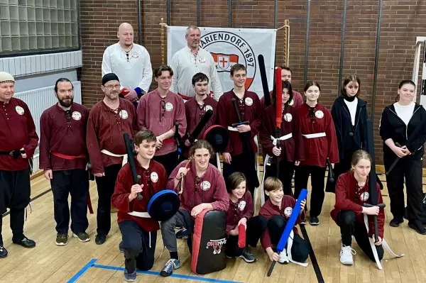 Vereinsturnier des „Historischer Schwertkampf/Kampfsport“: 1764363729-1703524090=60839639