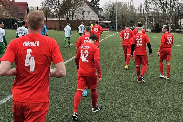 Ü 40 I entführt drei Punkte aus Biesdorf: 1764363729-1710144674=54219055