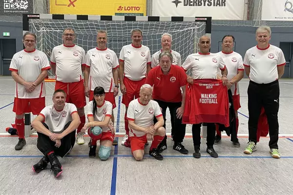 Pilot-Projekt Walking Football : 1764363729-1711557516=52806213