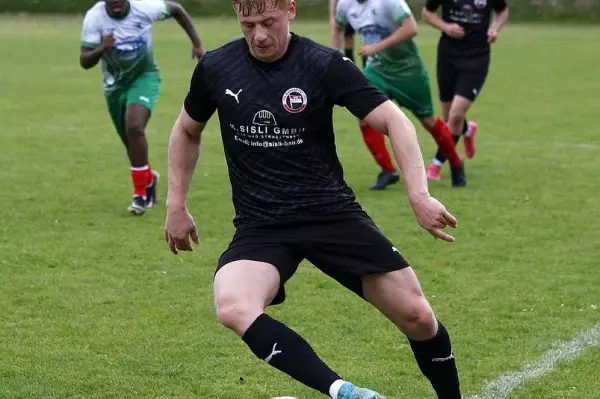 1. Herren feiern Auftaktsieg: 1764363729-1723397489=40966240