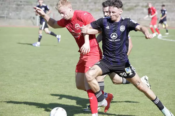 Pokal: Dem Oberligisten Paroli geboten: 1764363729-1725947110=38416619