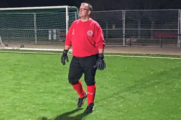 Ü 50 I zieht ins Pokalhalbfinale ein: 1764363729-1741672769=22690960