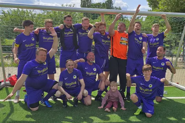 Turnier am Vatertag: 1764363729-1751599866=12763863