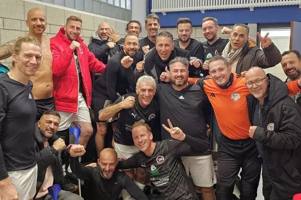 Ü 40 kämpft und siegt: 1764973150-1762710504=2262646