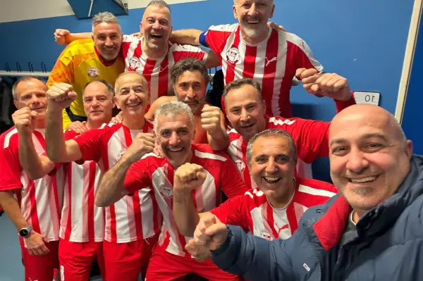 Ü50 siegt im Spitzenspiel und baut Vorsprung aus: 1776173096-1773302896=2870200