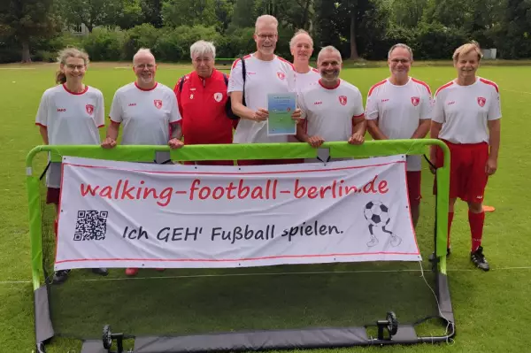 Tempo raus, Spaß rein – Walking Football begeistert auf ganzer Linie: 1786481607-1783307098=3174509